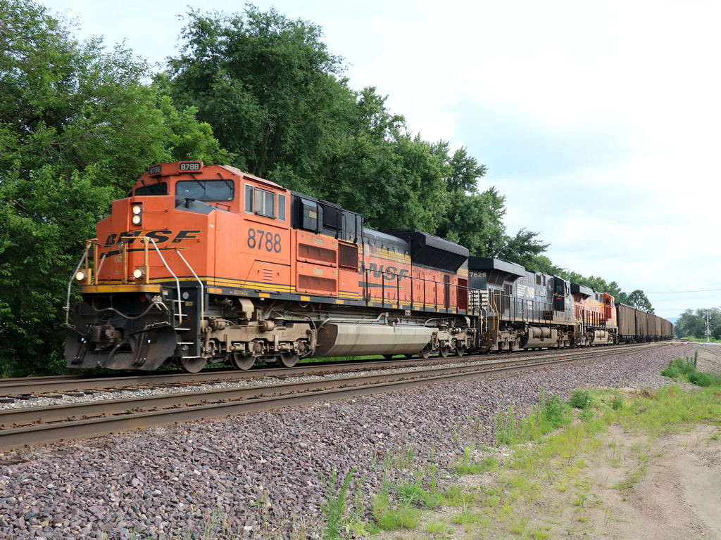 BNSF 8788